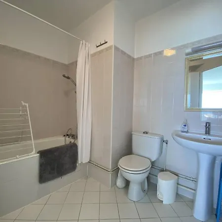 Avec Terrasse, Acces Direct Plage, Parking Prive - Fr-1-368-396 Appartement *